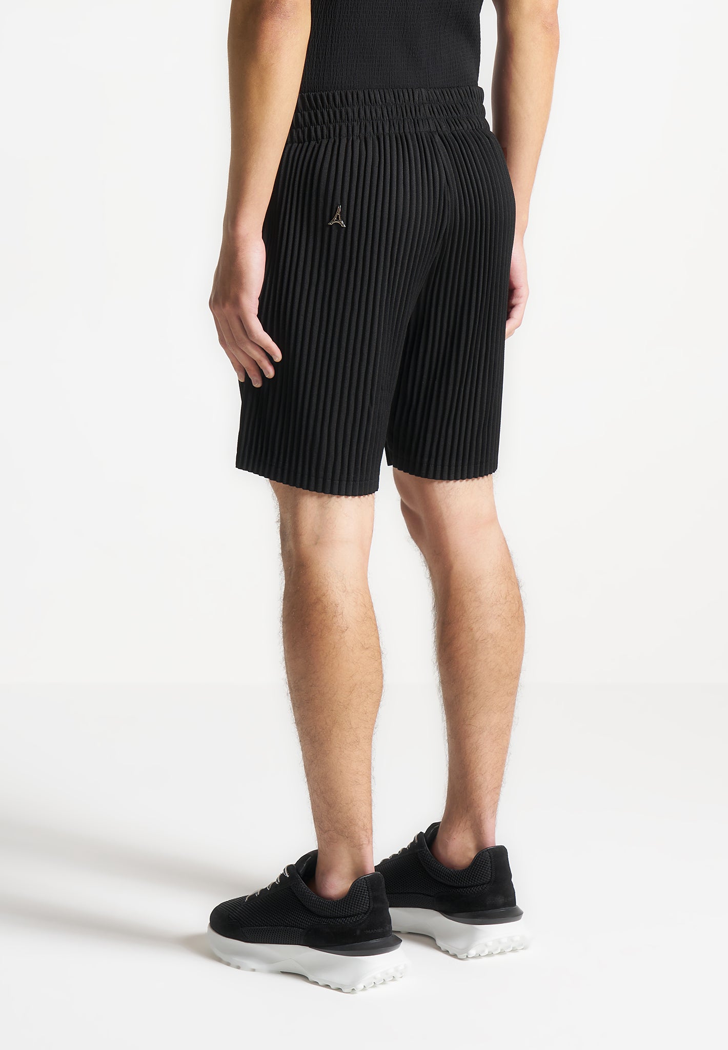 Pleated Shorts - Black