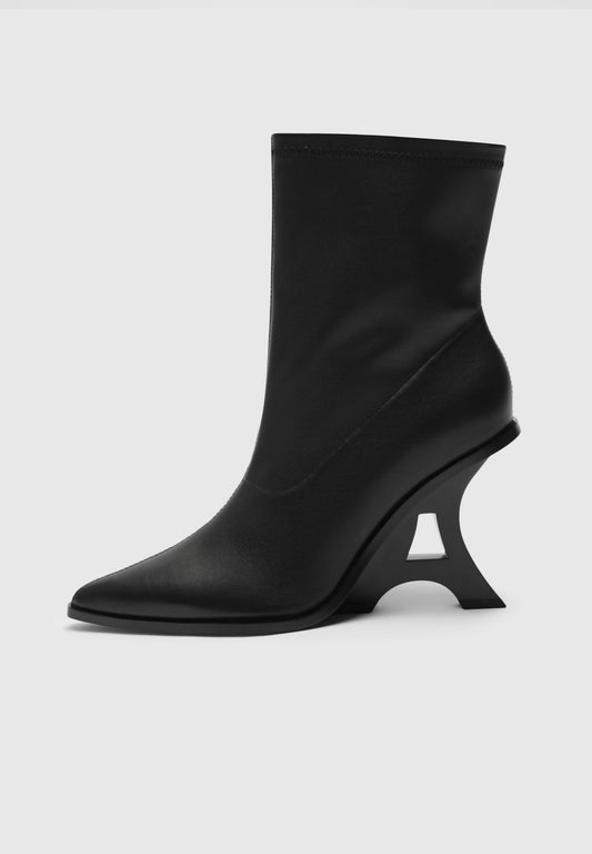 L'Eiffel Heeled Leather Boot - Midnight